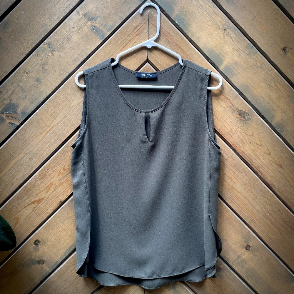 Beautiful Nine West Grey Women's blouse